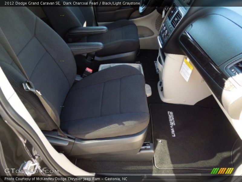 Dark Charcoal Pearl / Black/Light Graystone 2012 Dodge Grand Caravan SE