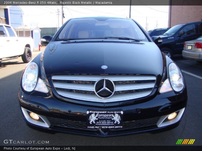 Majestic Black Metallic / Macadamia 2006 Mercedes-Benz R 350 4Matic