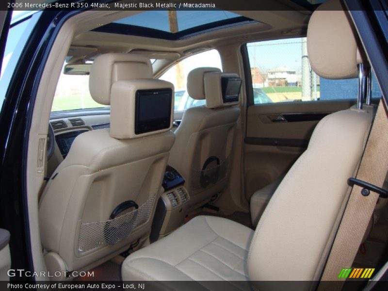 Majestic Black Metallic / Macadamia 2006 Mercedes-Benz R 350 4Matic