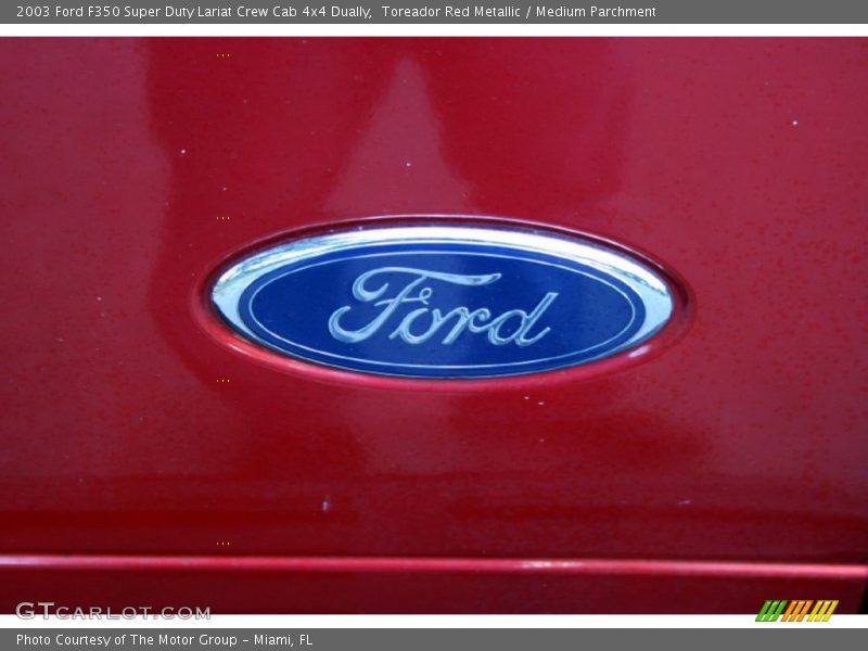  2003 F350 Super Duty Lariat Crew Cab 4x4 Dually Logo