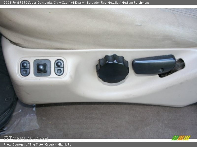 Toreador Red Metallic / Medium Parchment 2003 Ford F350 Super Duty Lariat Crew Cab 4x4 Dually