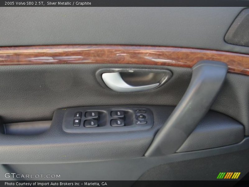 Silver Metallic / Graphite 2005 Volvo S80 2.5T