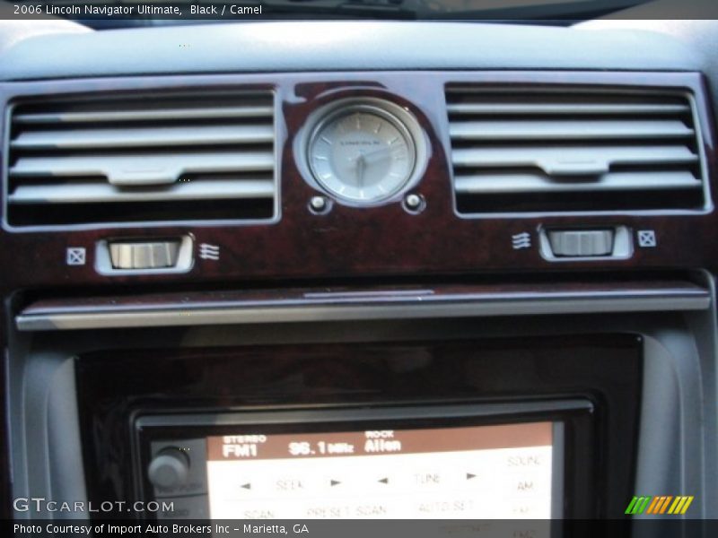 Black / Camel 2006 Lincoln Navigator Ultimate