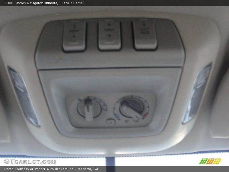 Black / Camel 2006 Lincoln Navigator Ultimate