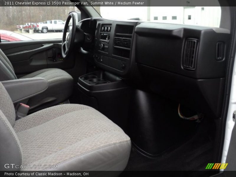 Summit White / Medium Pewter 2011 Chevrolet Express LS 3500 Passenger Van