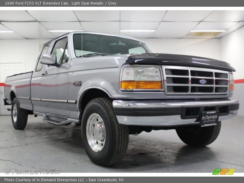Light Opal Metallic / Grey 1996 Ford F250 XLT Extended Cab