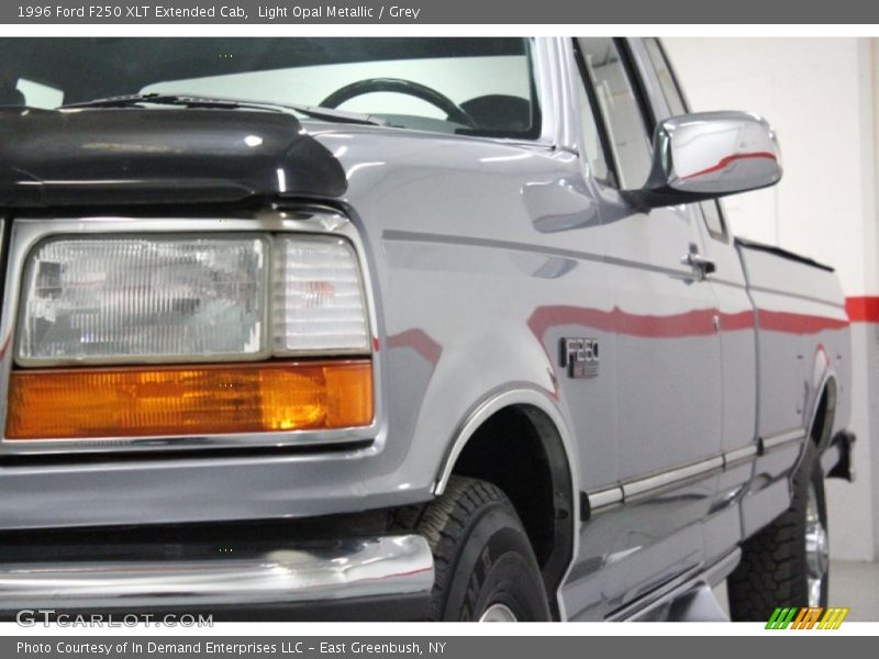 Light Opal Metallic / Grey 1996 Ford F250 XLT Extended Cab