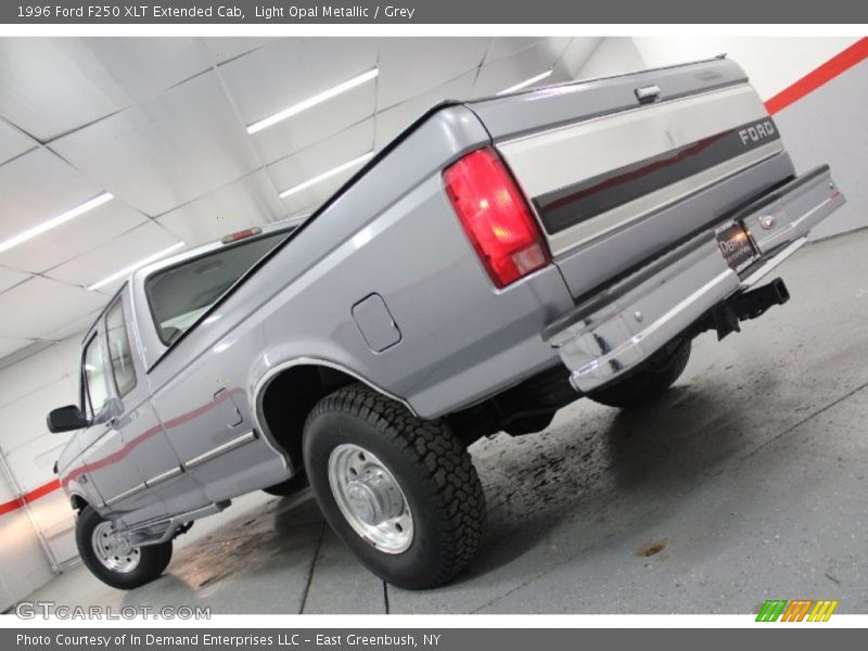 Light Opal Metallic / Grey 1996 Ford F250 XLT Extended Cab