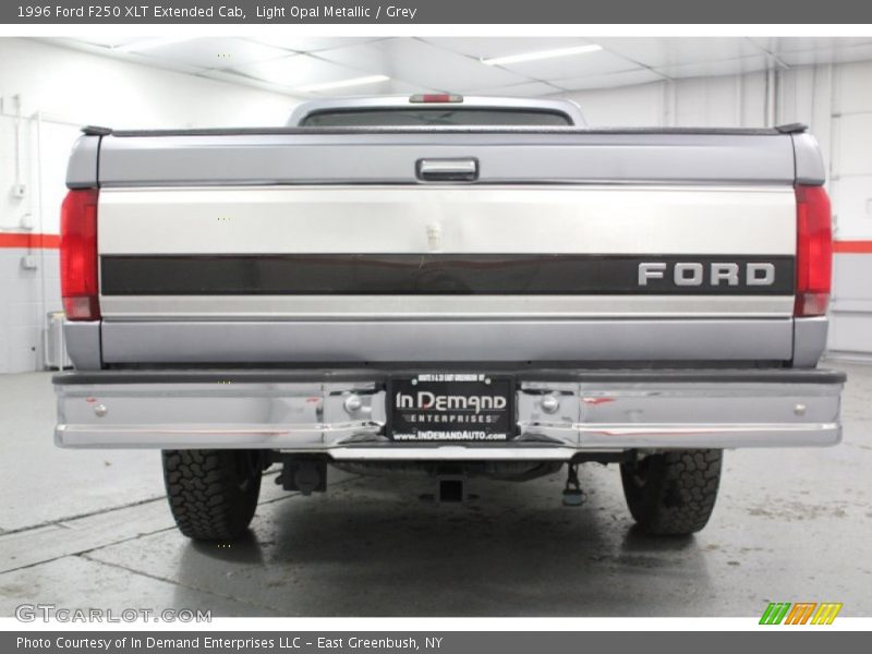 Light Opal Metallic / Grey 1996 Ford F250 XLT Extended Cab