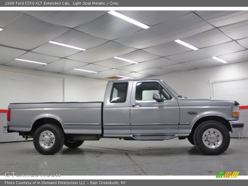 Light Opal Metallic / Grey 1996 Ford F250 XLT Extended Cab