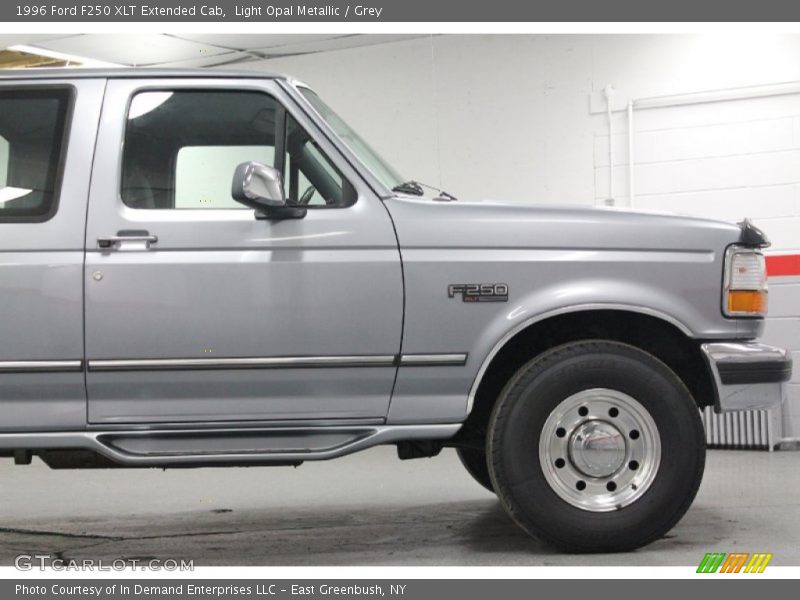 Light Opal Metallic / Grey 1996 Ford F250 XLT Extended Cab