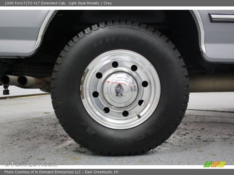 Light Opal Metallic / Grey 1996 Ford F250 XLT Extended Cab