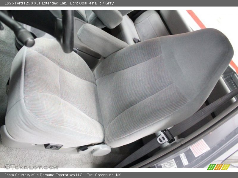 Light Opal Metallic / Grey 1996 Ford F250 XLT Extended Cab