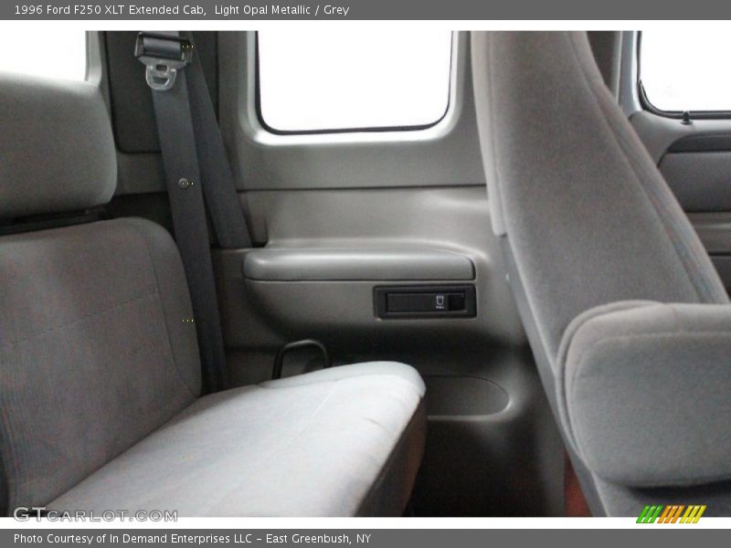 Light Opal Metallic / Grey 1996 Ford F250 XLT Extended Cab