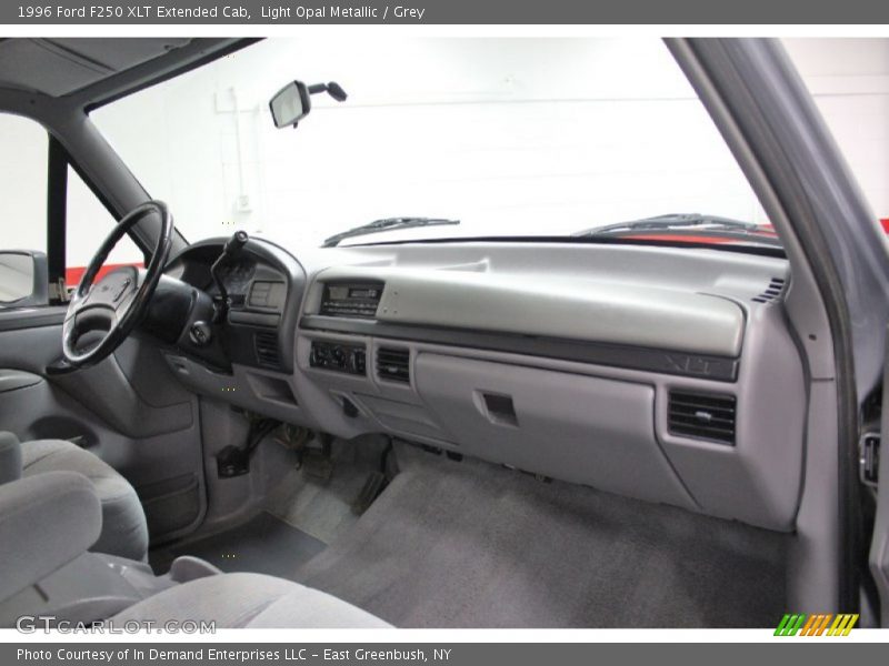 Dashboard of 1996 F250 XLT Extended Cab