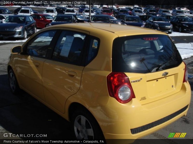 Summer Yellow / Charcoal 2009 Chevrolet Aveo Aveo5 LT