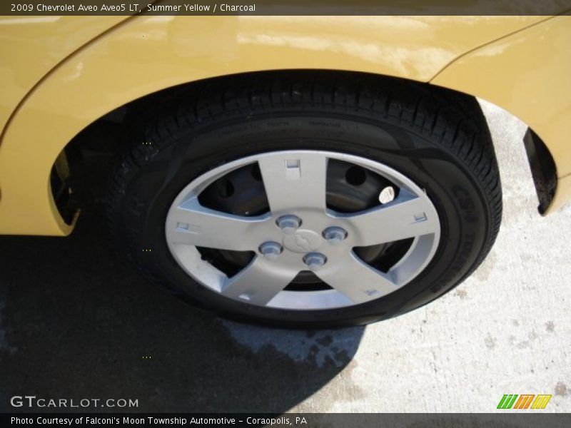 Summer Yellow / Charcoal 2009 Chevrolet Aveo Aveo5 LT