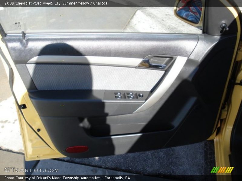 Summer Yellow / Charcoal 2009 Chevrolet Aveo Aveo5 LT