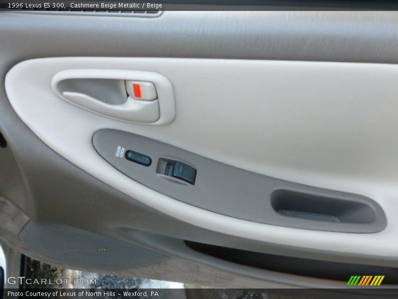 Cashmere Beige Metallic / Beige 1996 Lexus ES 300