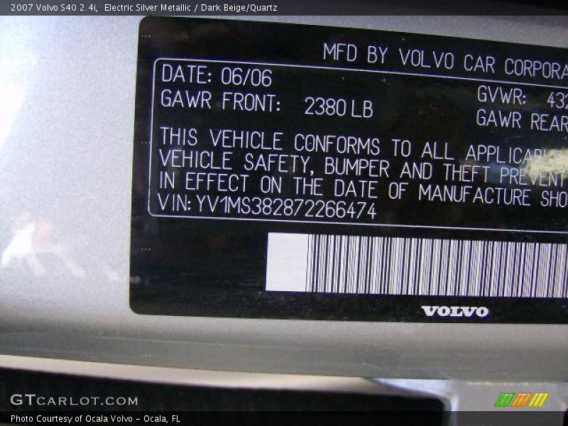 Electric Silver Metallic / Dark Beige/Quartz 2007 Volvo S40 2.4i