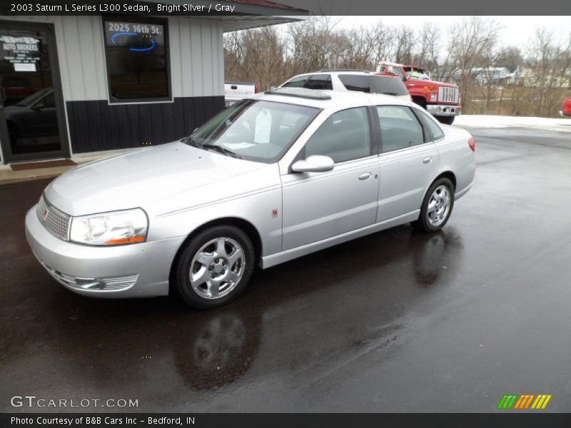 Bright Silver / Gray 2003 Saturn L Series L300 Sedan