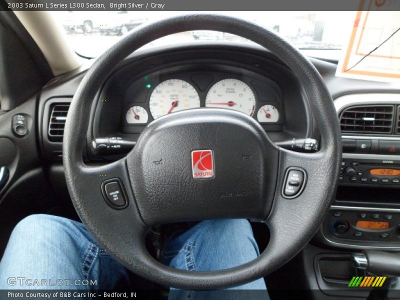Bright Silver / Gray 2003 Saturn L Series L300 Sedan