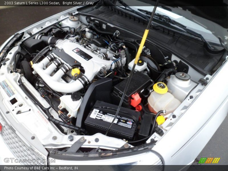 Bright Silver / Gray 2003 Saturn L Series L300 Sedan