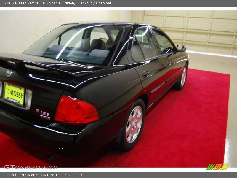 Blackout / Charcoal 2006 Nissan Sentra 1.8 S Special Edition