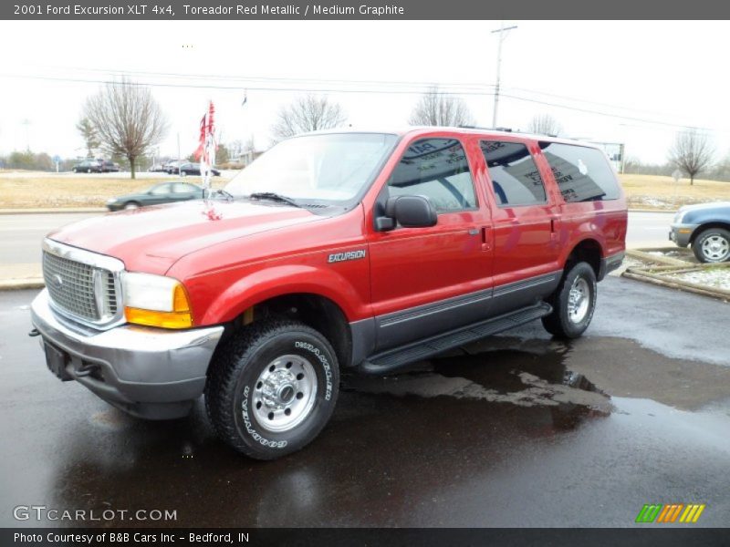 Front 3/4 View of 2001 Excursion XLT 4x4