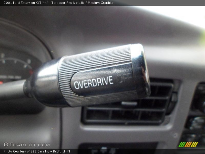 Toreador Red Metallic / Medium Graphite 2001 Ford Excursion XLT 4x4