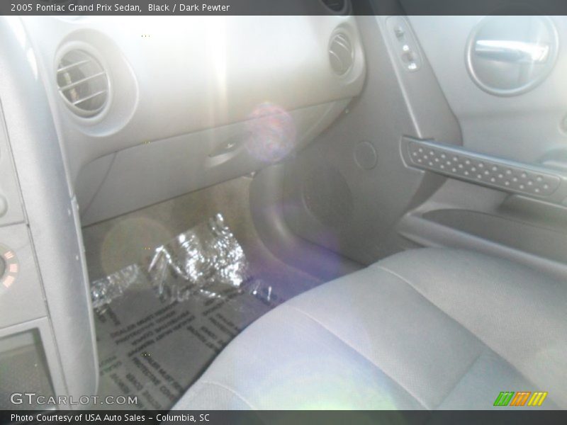 Black / Dark Pewter 2005 Pontiac Grand Prix Sedan