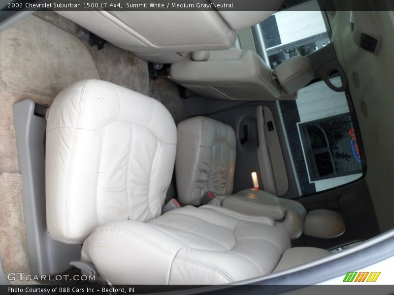 Summit White / Medium Gray/Neutral 2002 Chevrolet Suburban 1500 LT 4x4