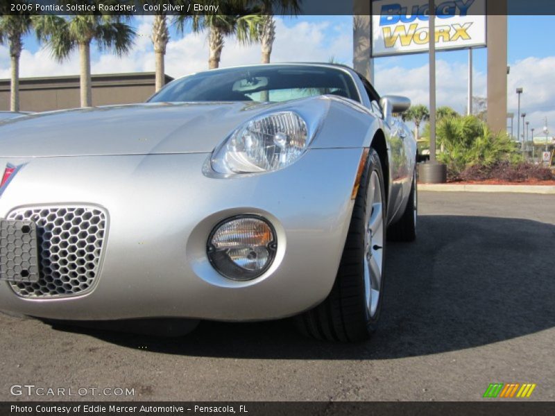 Cool Silver / Ebony 2006 Pontiac Solstice Roadster