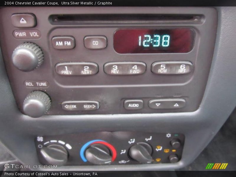 Ultra Silver Metallic / Graphite 2004 Chevrolet Cavalier Coupe
