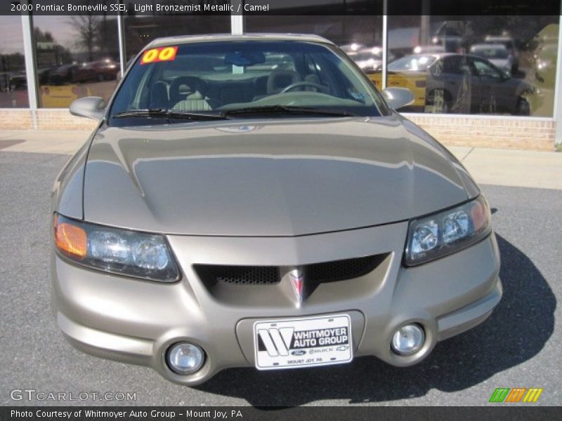 Light Bronzemist Metallic / Camel 2000 Pontiac Bonneville SSEi