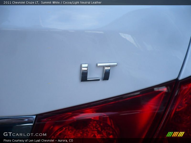 Summit White / Cocoa/Light Neutral Leather 2011 Chevrolet Cruze LT
