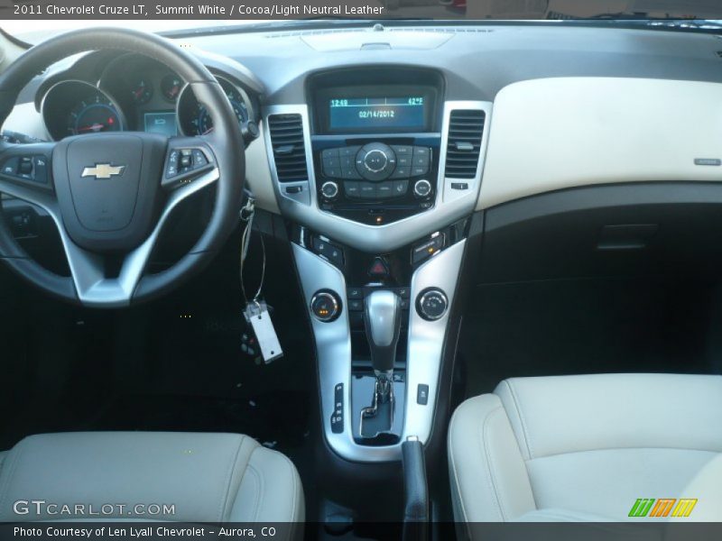 Summit White / Cocoa/Light Neutral Leather 2011 Chevrolet Cruze LT