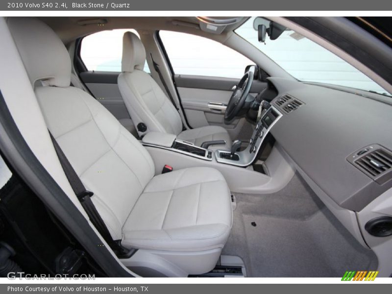  2010 S40 2.4i Quartz Interior
