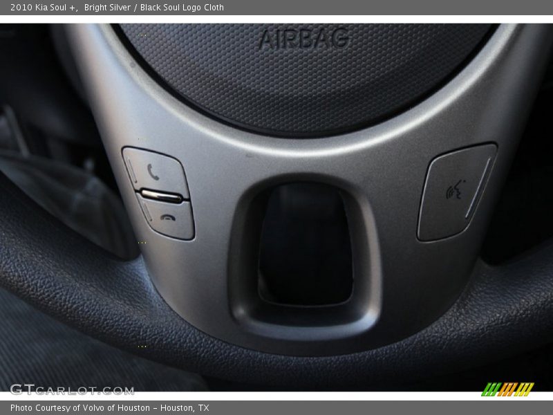 Bright Silver / Black Soul Logo Cloth 2010 Kia Soul +