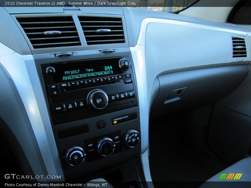 Summit White / Dark Gray/Light Gray 2010 Chevrolet Traverse LS AWD