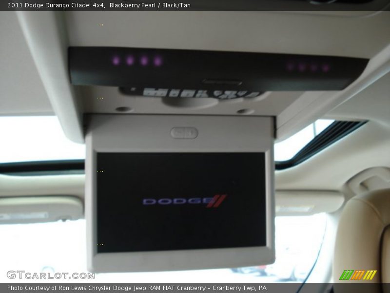 Blackberry Pearl / Black/Tan 2011 Dodge Durango Citadel 4x4