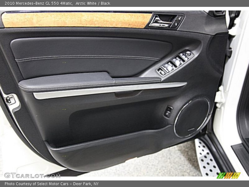 Arctic White / Black 2010 Mercedes-Benz GL 550 4Matic