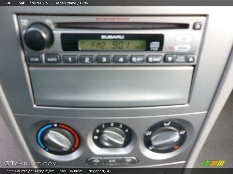 Aspen White / Gray 2003 Subaru Forester 2.5 X