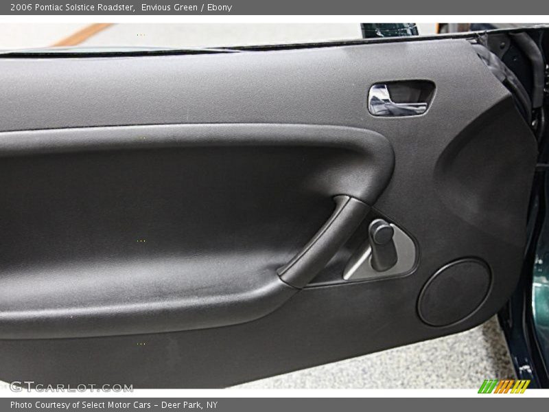 Envious Green / Ebony 2006 Pontiac Solstice Roadster