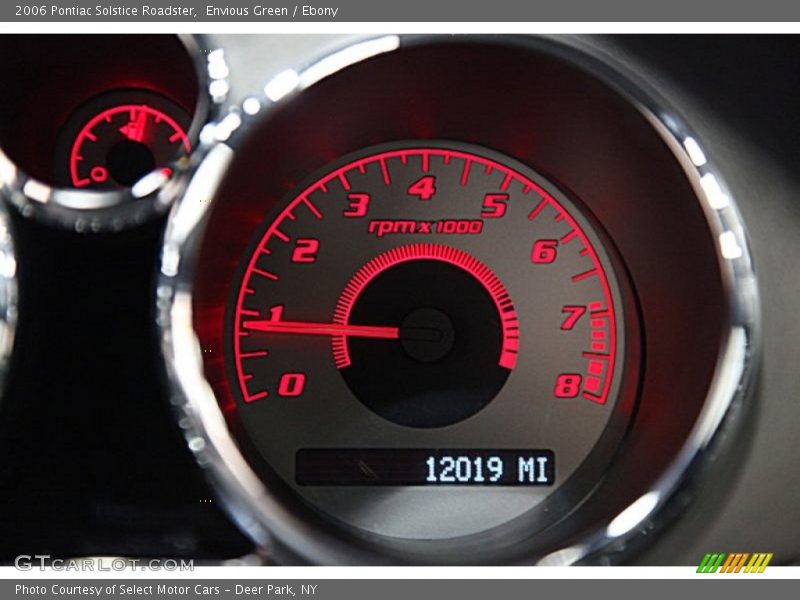 Envious Green / Ebony 2006 Pontiac Solstice Roadster