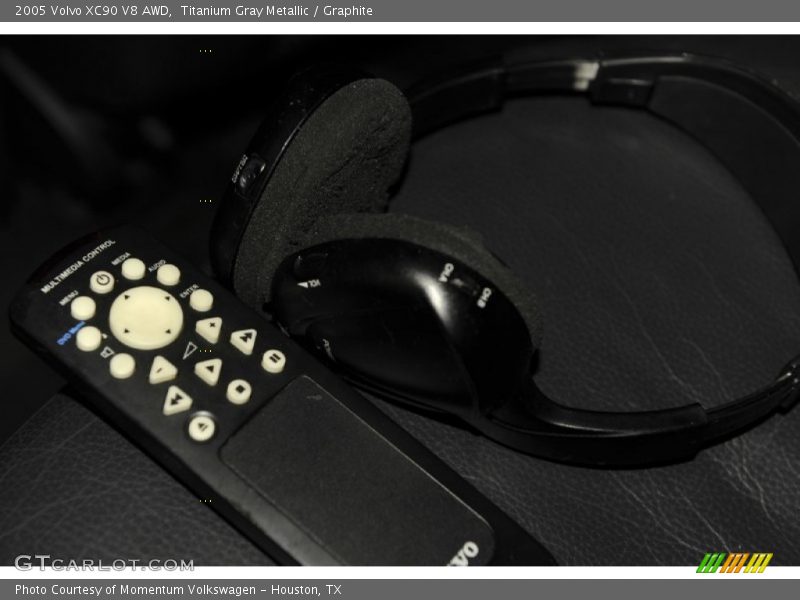 Titanium Gray Metallic / Graphite 2005 Volvo XC90 V8 AWD