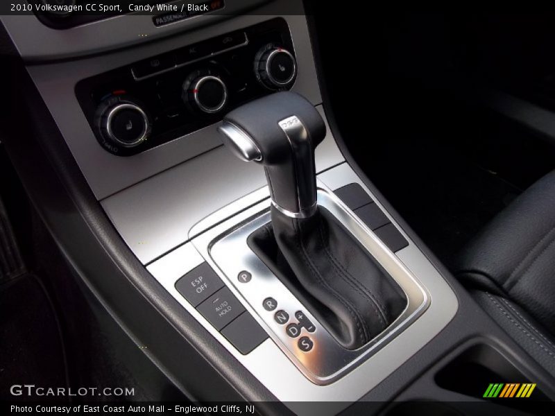 Candy White / Black 2010 Volkswagen CC Sport