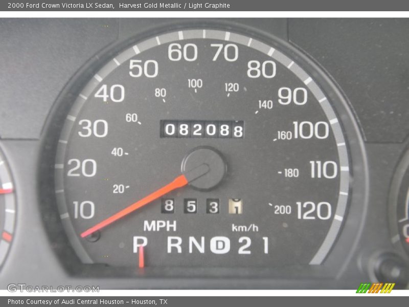 Harvest Gold Metallic / Light Graphite 2000 Ford Crown Victoria LX Sedan