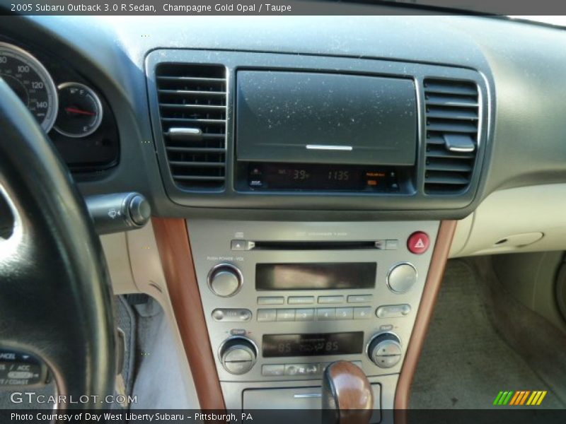 Champagne Gold Opal / Taupe 2005 Subaru Outback 3.0 R Sedan