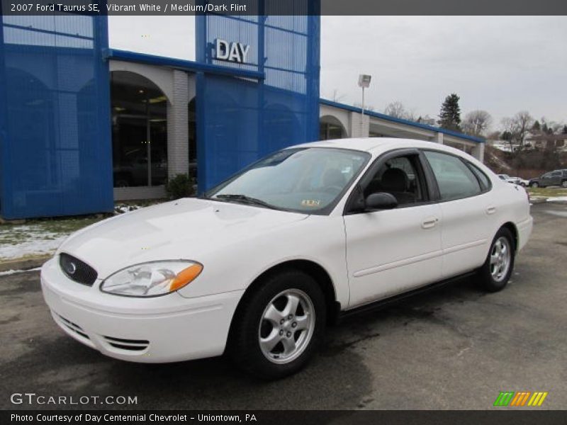 Vibrant White / Medium/Dark Flint 2007 Ford Taurus SE